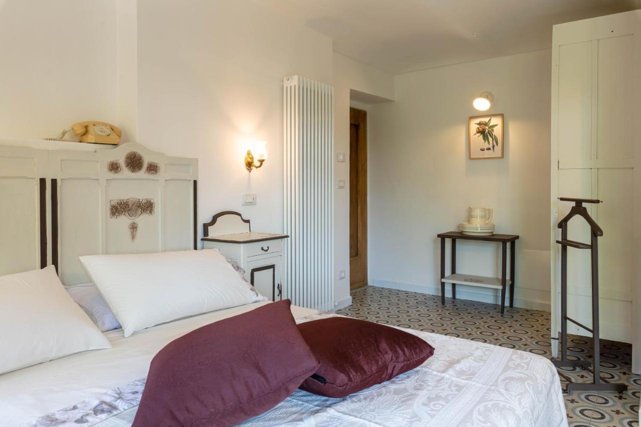 Piemonte Country House Bed & Breakfast Agliano Terme Dış mekan fotoğraf